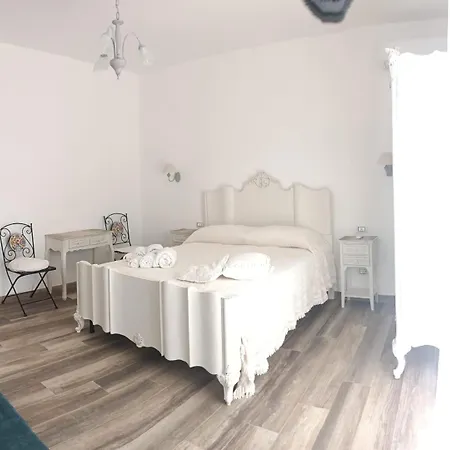 Guest house Cristalli Di Keli Santa Elisabetta
